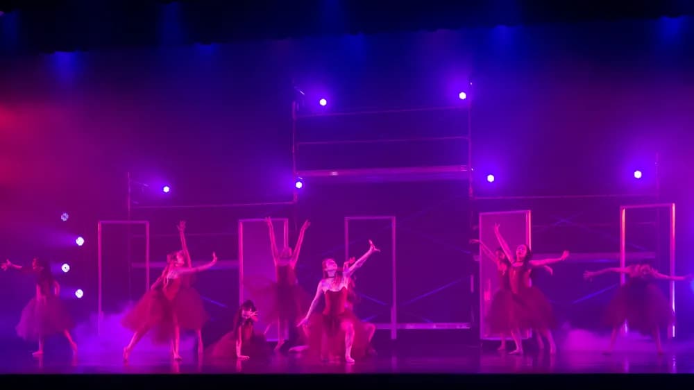 Street Symphony, November 2022/optimize_89 Fame.jpg